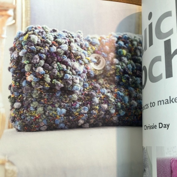 Book: Quick Crochet by Chrissie Day - 35 fast fun weekend projects - Picture 5 of 16
